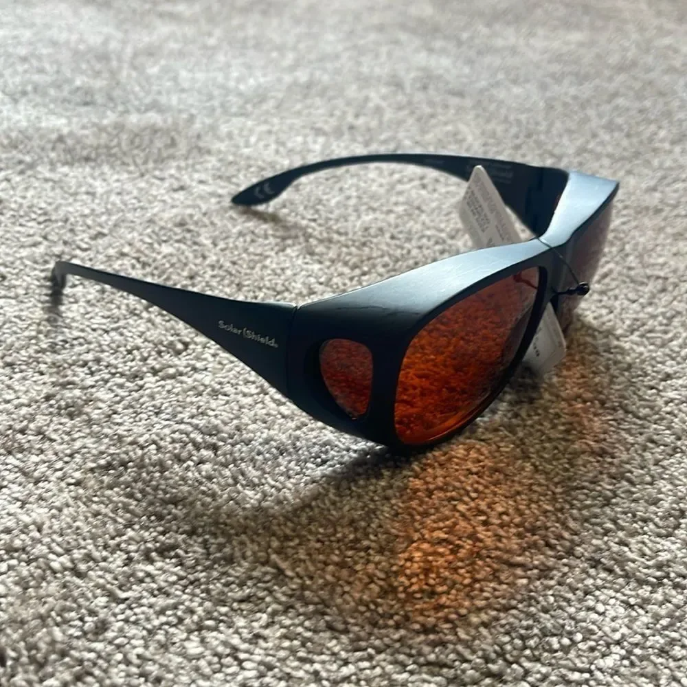 NWT Foster Grant Shield Oval Fitover Sunglasses In Tortoise Havana/Amber Brown